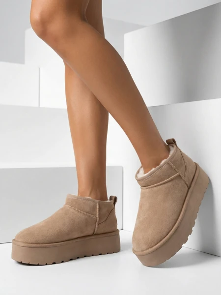 Royalfashion Női rövid csizma a'la hócsizma Ozozi