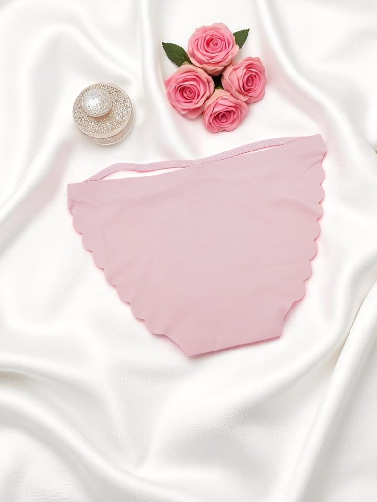 Royalfashion Lézervágott női bikini bugyi dekoratív pántokkal Edge Chic