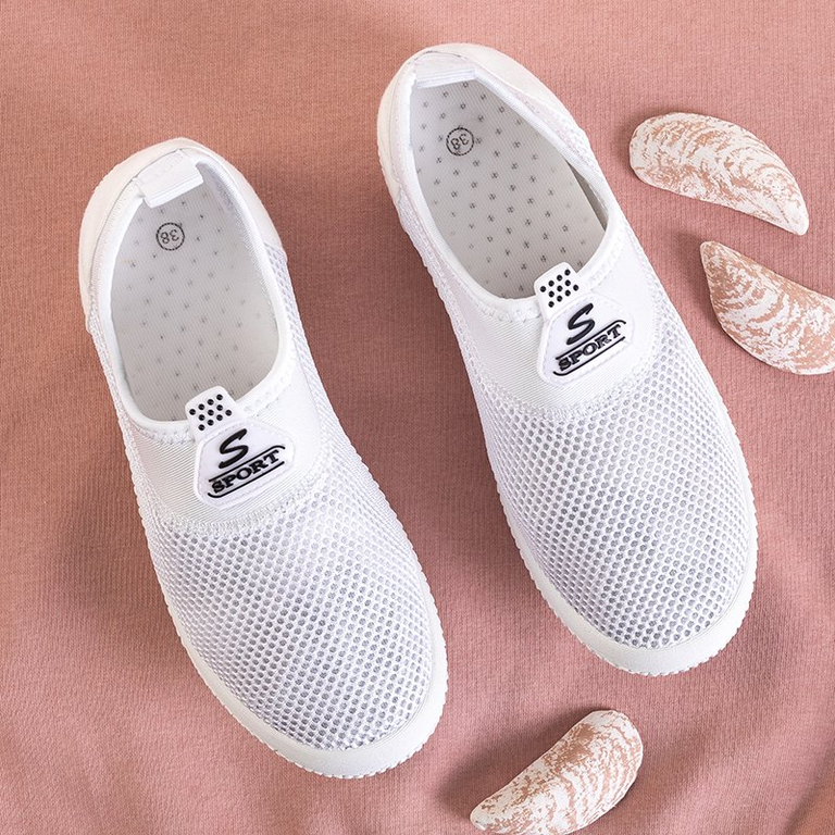 Női fehér cipő a Dominga mesh cipőkön - cipő