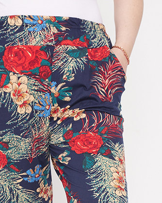 Sötétkék és piros mintás női nadrág - Ruházat