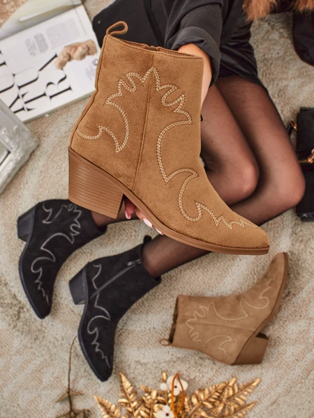 Velvet Ash női cowboy csizmák – sarokkal