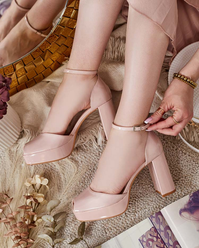 Royalfashion Női Lefeyoa lakkozott szandál