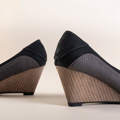 Fekete és szürke női ékszivattyúk Linnea - Cipők