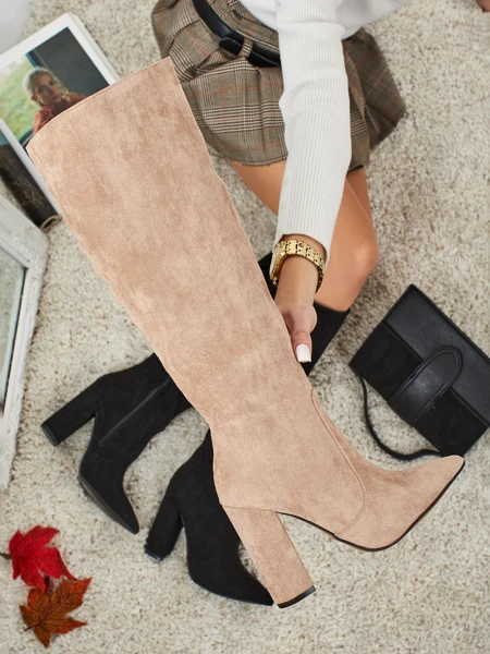 Feravi női eco velúr csizma vastag sarokkal