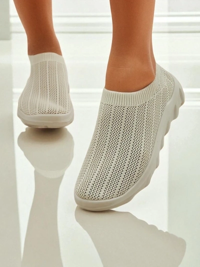 Női Arete bézs színű slip-on, lélegző szövet sneakerek