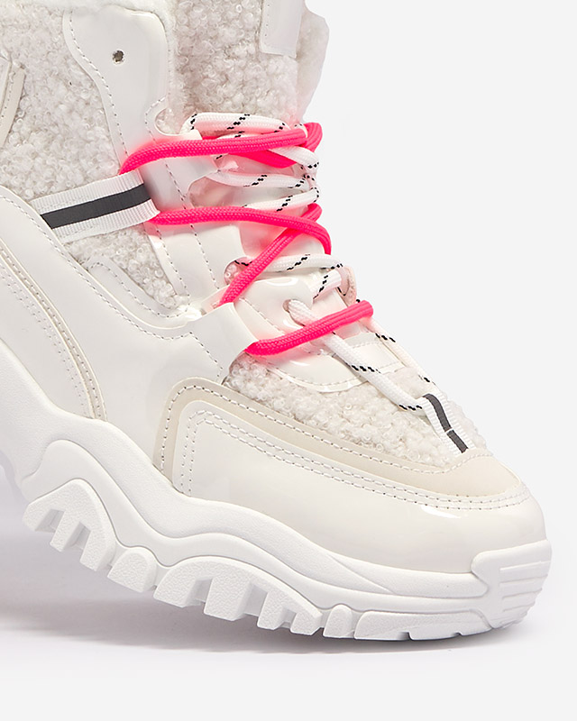 Fehér női sportcipő szőrmével és neonrózsaszín fűzővel Sagglo- Footwear