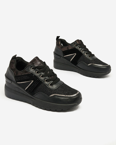 Royalfashion Női sportos tornacipő platform sarokkal Lacyrllia