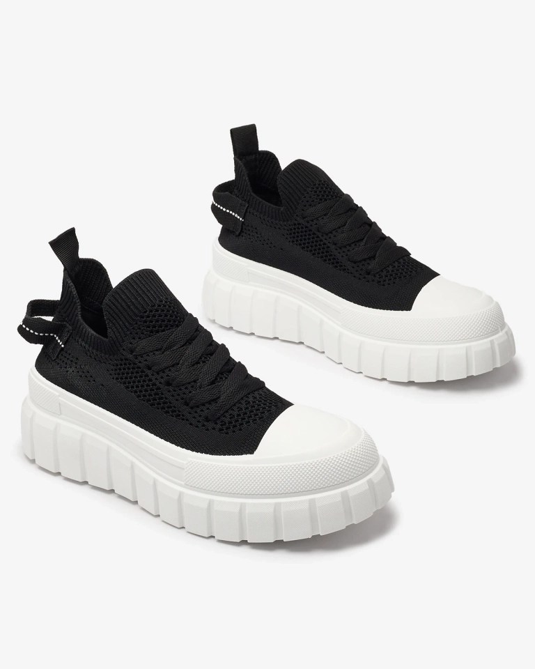 Női tornacipő fekete színben Juneasi - Lábbeli