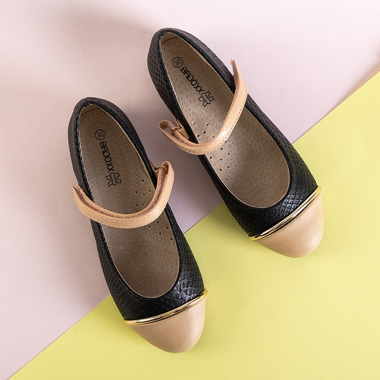 Állati dombornyomású fekete lányos balerinák a Potesa - cipőből