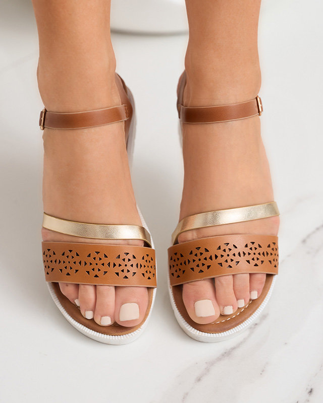 OUTLET Barna női szandál alacsony éken Dotif - Lábbeli