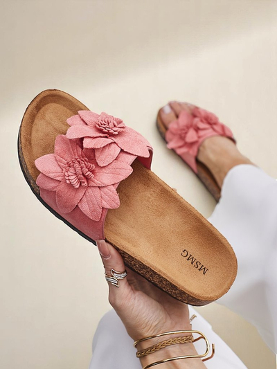 Royalfashion Női szandál virágokkal Foules