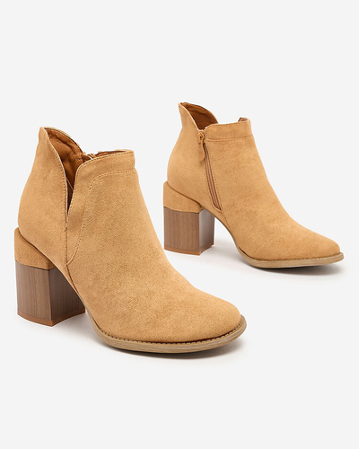 Royalfashion Camel női Ricteas tűsarkú csizma