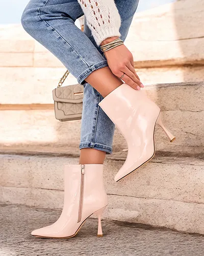 Royalfashion Loori lakkozott női tűsarkú csizma