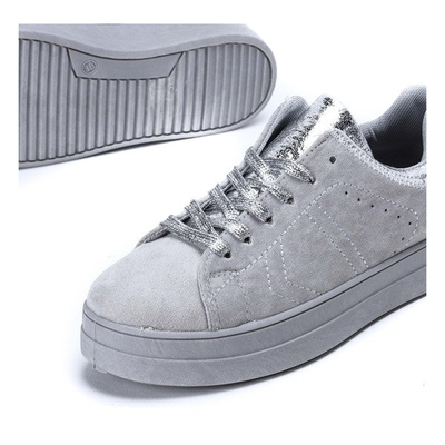 Szare tenisówki z pomponami Halie - Obuwie