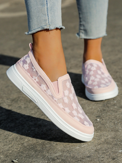 Royalfashion Női hálós loaferek virágokkal Emzos