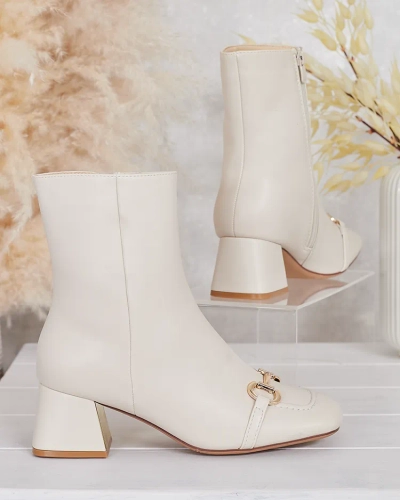 Royalfashion Női alacsony tűsarkú csizma Fezii