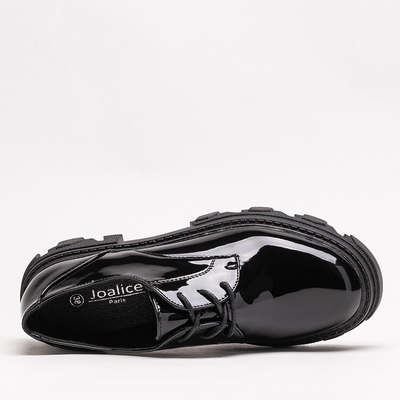 Női fekete lakkozott alacsony cipő Pertiso - Cipő