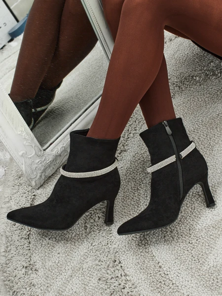 Sorelia női magassarkú bokacsizma