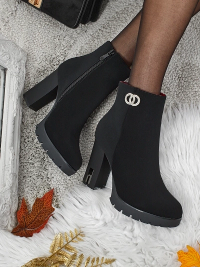 Stella Fekete Elegáns Magassarkú Bokacsizma