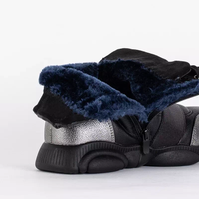 OUTLET Fekete gyerekcsizma ezüst betétekkel Kaliaso - Lábbeli