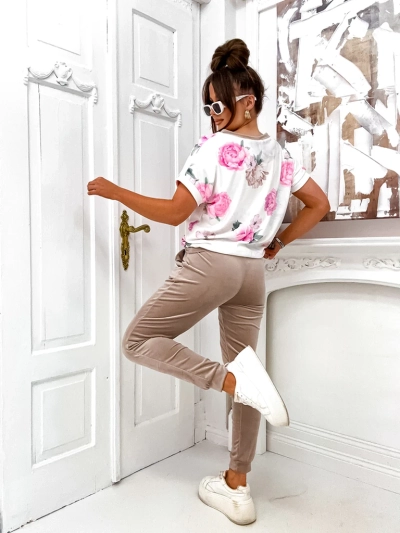 Royalfashion Női rövid ujjú szett tavaszi virágokkal