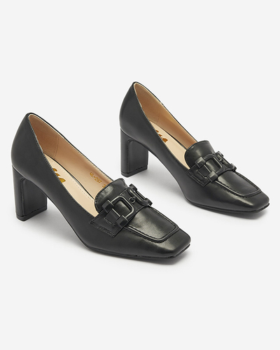 Női mokaszin stílusú cipő fekete színben Mokwell-Footwear