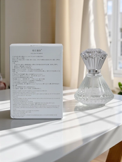 Aurelia Silver Diamond – 50 ml-es női parfüm egyedi flakonban
