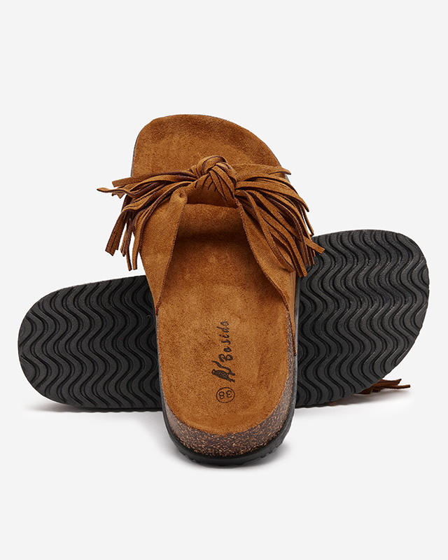 Női papucs tevebojttal Guttis - Lábbeli