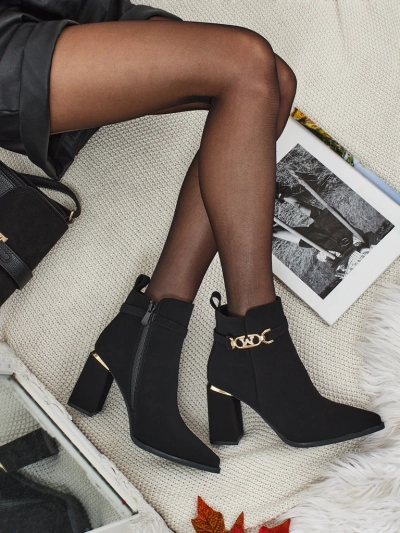 Ostirena női öko velúr vastag sarkú bokacsizma