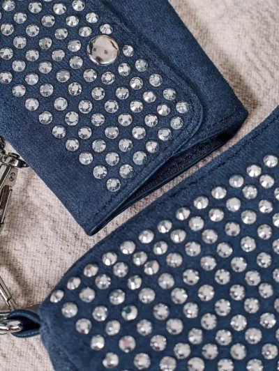 Royalfashion Kis női táska szegecsekkel