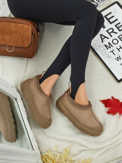 Rövid női a'la hócsizmák Velisee