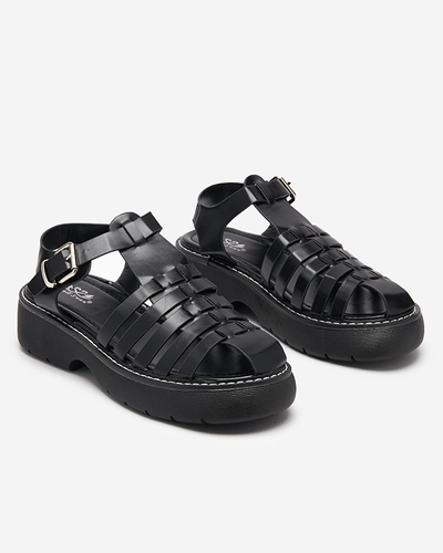 OUTLET Fekete női szandál masszív Leteris talpon - Lábbeli