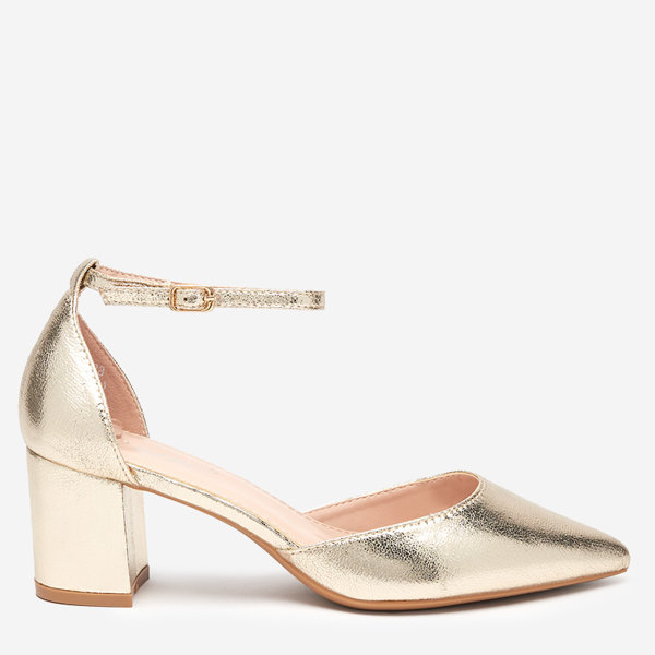 OUTLET Női szandál alacsony oszlopon, arany színben Nerola - Lábbeli