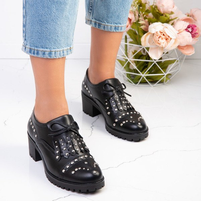 Fekete alacsony cipő vastag oszlopon Colorado - Lábbeli