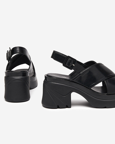 Fekete női szandál vastag oszlopon Feine - Lábbeli