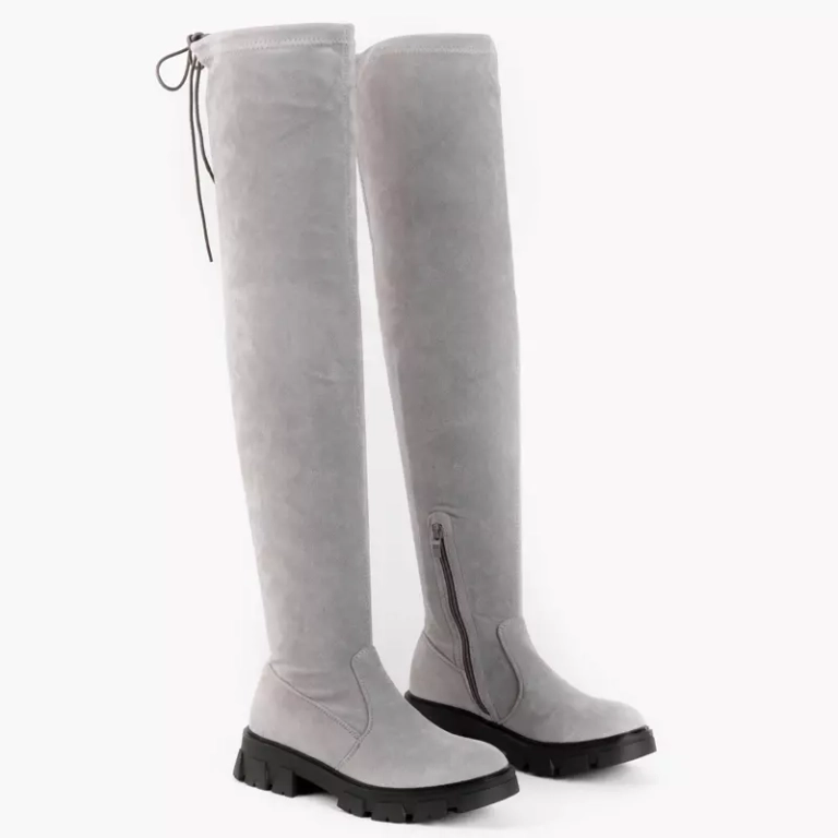 OUTLET Eco - velúr szürke csizma, lapos sarokkal a térd felett Engi- Cipő