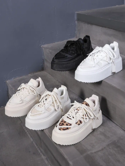 Royalfashion Női sportos platform sneaker Aeroll