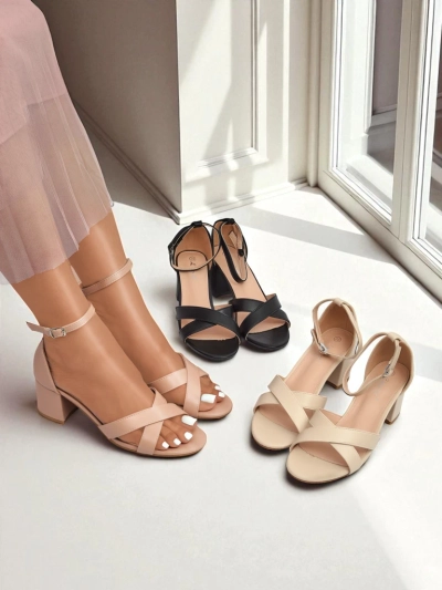 Royalfashion Női szandál alacsony, vastag sarokkal Eleganza Pánt