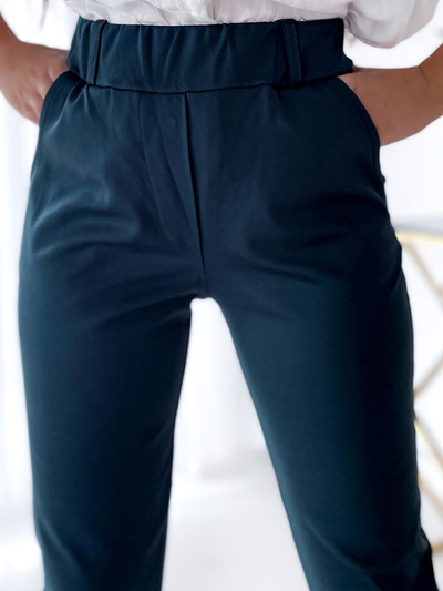 Royalfashion Női treggings nadrág sötétzöld színben