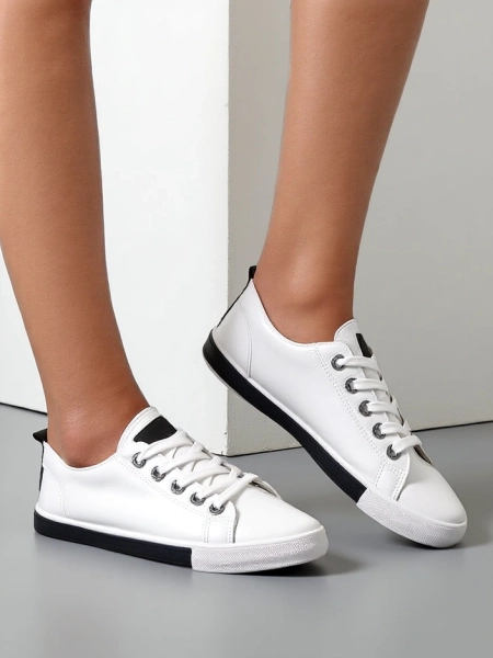 Royalfashion Női áttört tornacipő Tareb