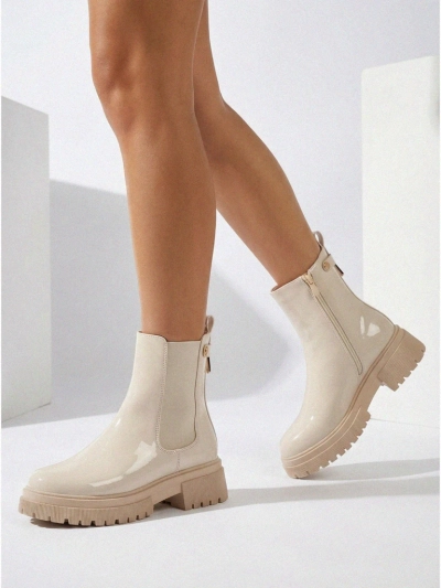 Lakkozott női eco bőr Calebi bokacsizma