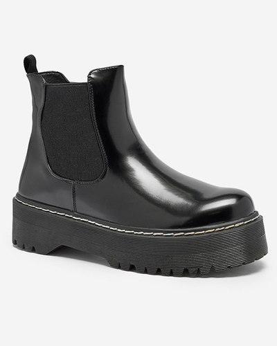 Fekete, vastagabb talpú női bakancs Mallitt- Footwear