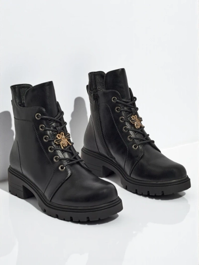 Veltih öko bőr fűzős női bokacsizma