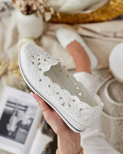 Royalfashion Női alacsony sarkú félcipő Dellio