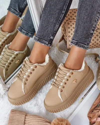 Royalfashion Melegített női tornacipő szőrmével Noxu