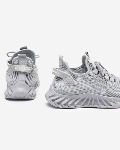 OUTLET Női sportcipő, világosszürke Ltoti színben. Cipő