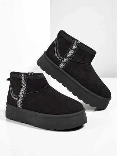 Pravel rövid női hócsizmák