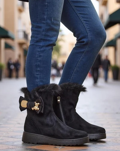 Királydivat Női hócsizma fodorral Kiebbi