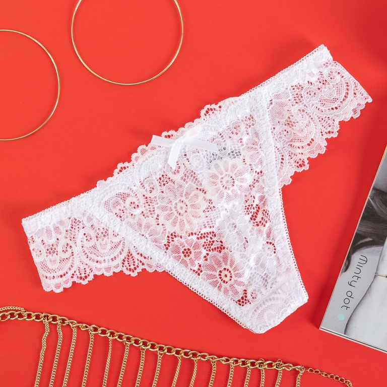 Fehér csipke női tanga - Fehérnemű