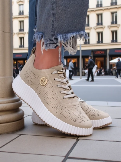 Royalfashion Női sportos perforált sneaker Tobin